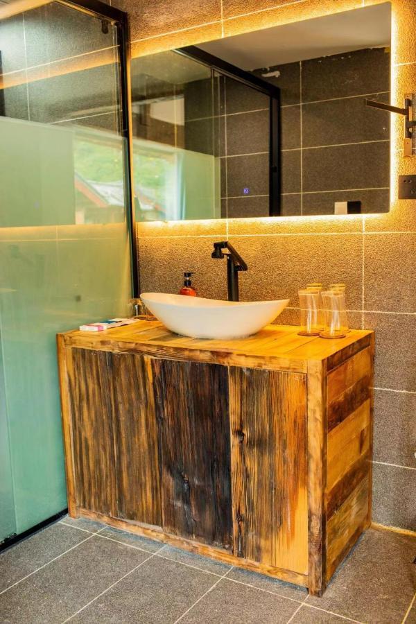 Lijiang Yunqi Holiday Guesthouse Extérieur photo